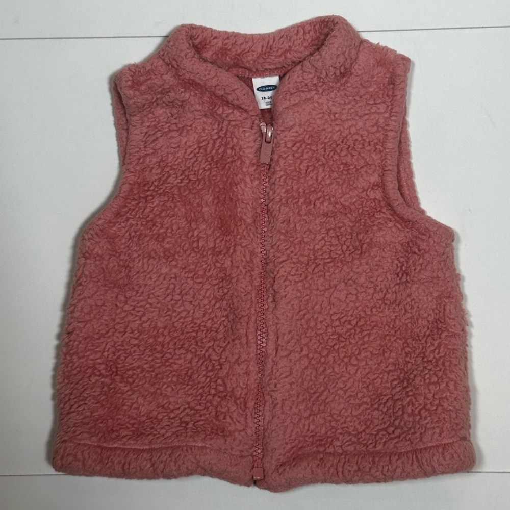 Old Navy Toddler Girl’s Pink Fleece Sherpa Vest Size 18-24M